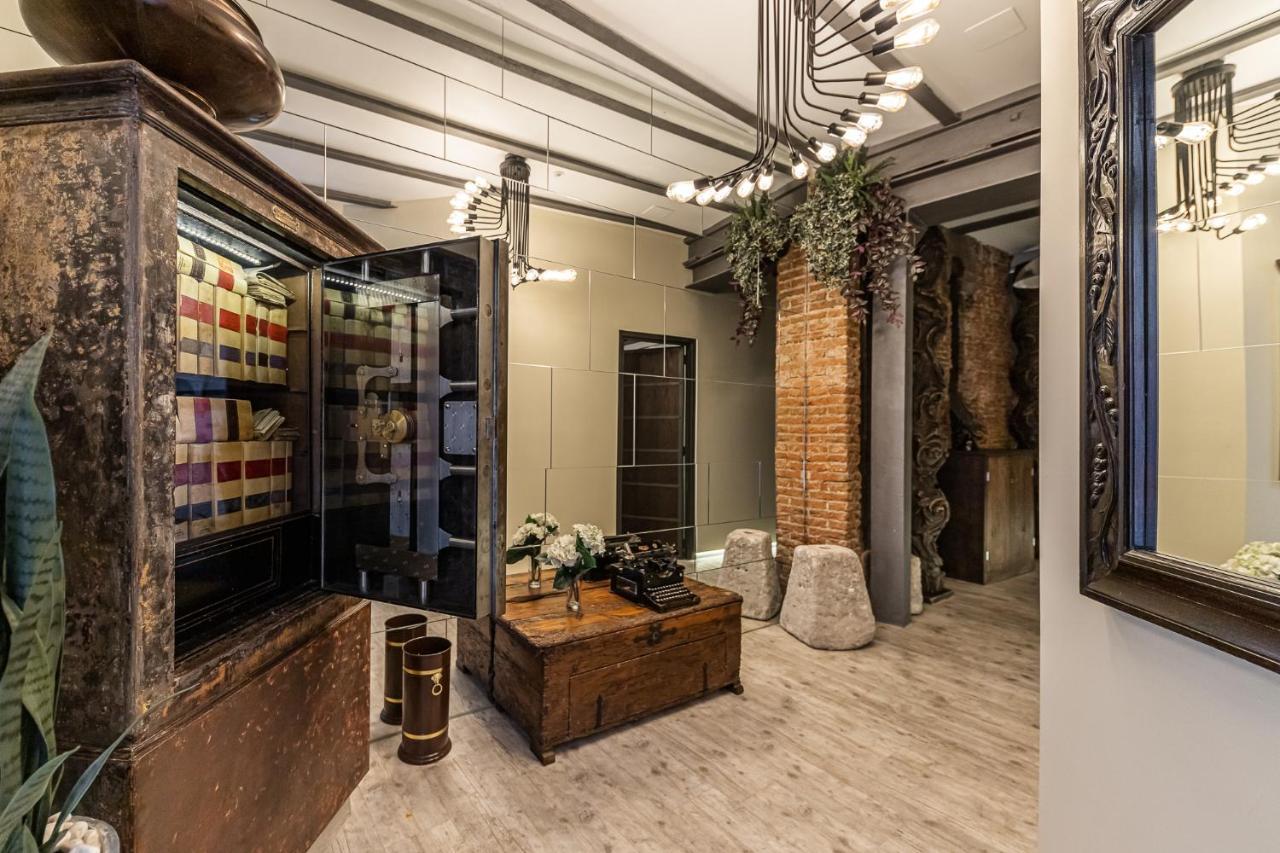 Waou Boutique Sol Hotel Madrid Bagian luar foto