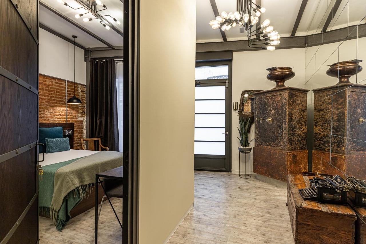 Waou Boutique Sol Hotel Madrid Bagian luar foto