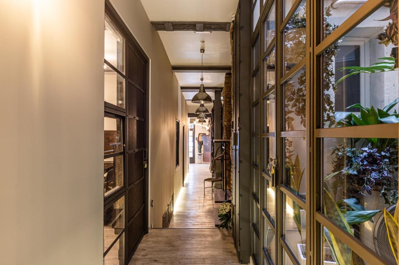 Waou Boutique Sol Hotel Madrid Bagian luar foto