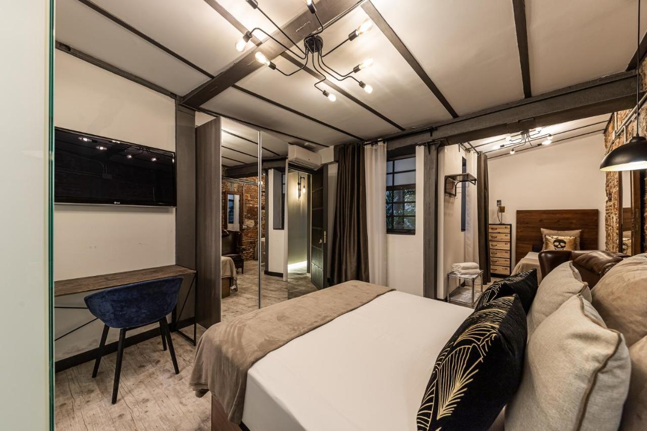 Waou Boutique Sol Hotel Madrid Bagian luar foto